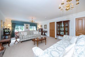 Sitting Room- click for photo gallery
